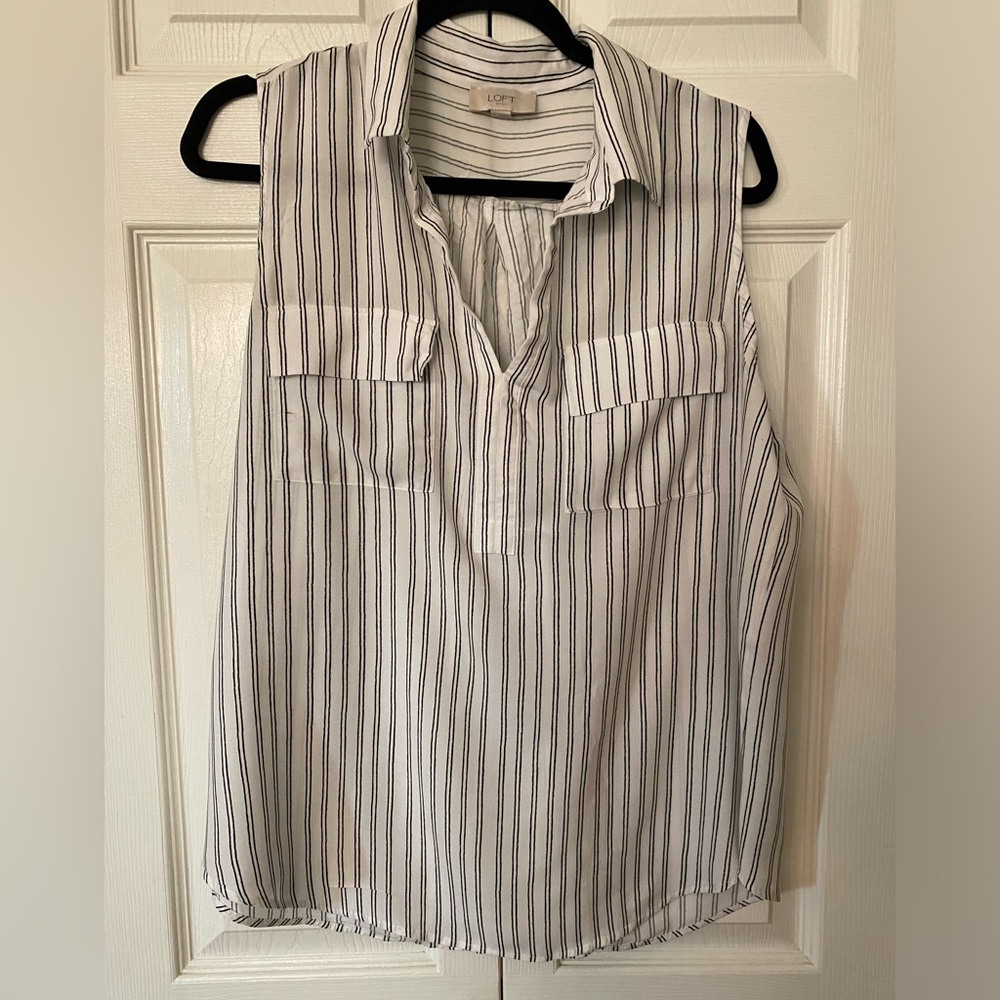Loft Sleeveless Blouse sz Large